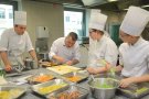 Les élèves de cuisine avec Rémi Giraud - Chef de cuisine